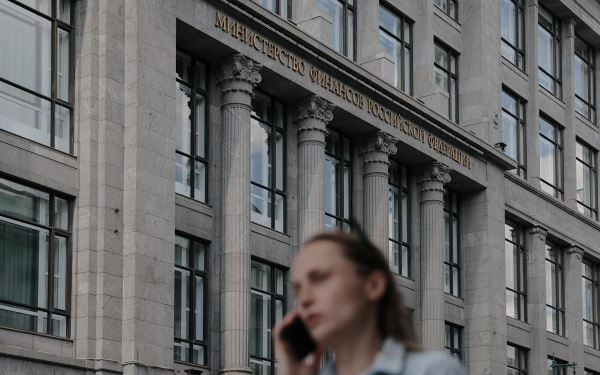 Минфин запланировал выход на биржу в 2025–2030 годах по 20 компаний в год